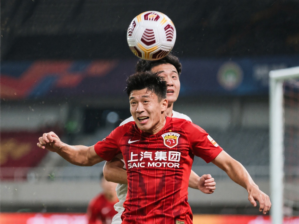 李是一名足 李是一名足